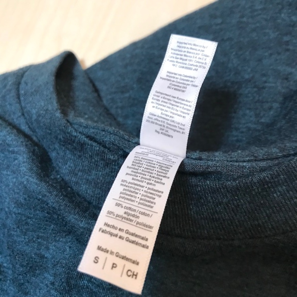 American Apparel Unisex 50/50 Short Sleeve Crewneck Small. Black Aqua Color. - Picture 8 of 11